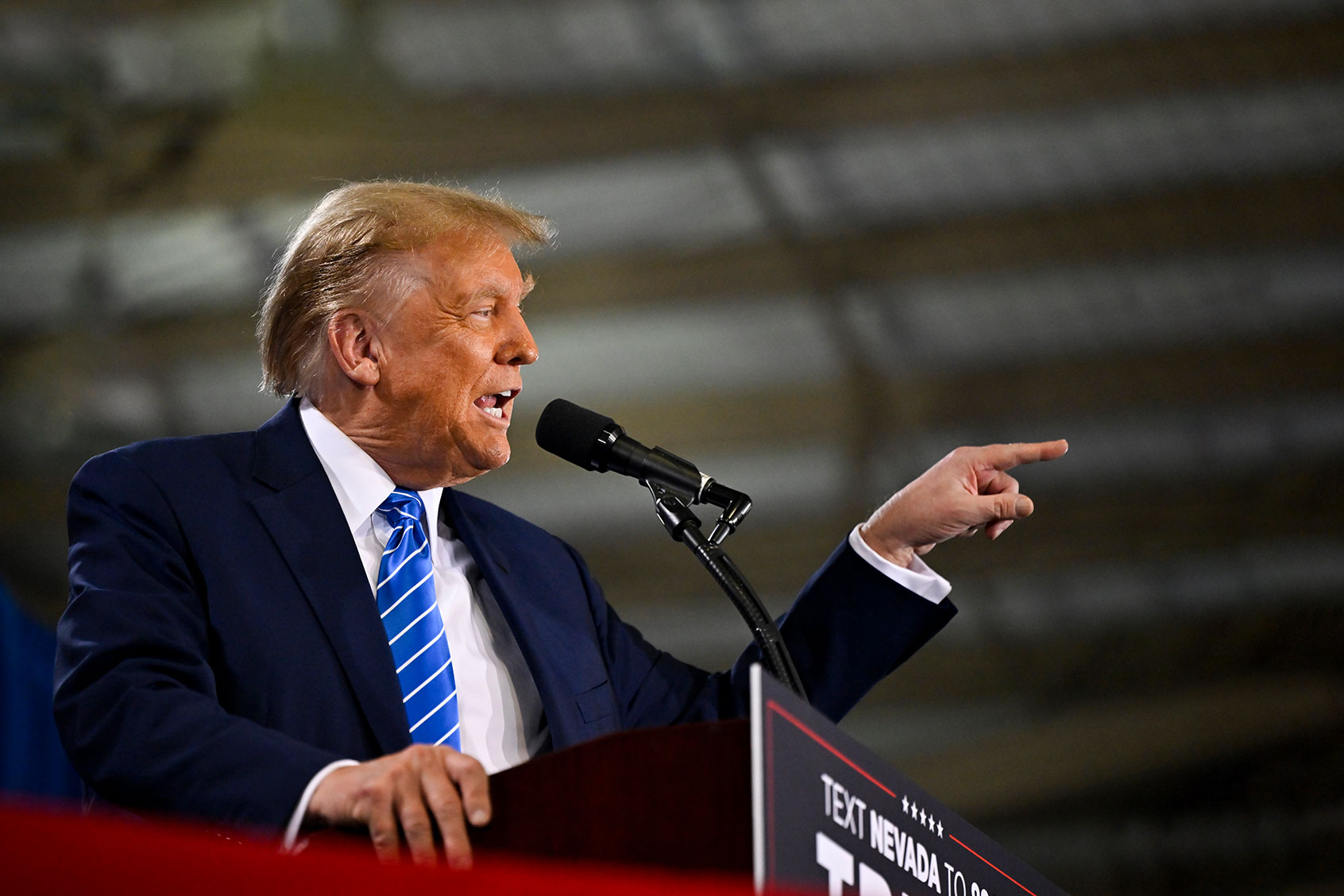 Experts: Trump may face “enhanced” penalties or criminal charges after monitor alleges fake loan Featured Image